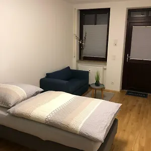 https://apartment-am-schlossplatz-erlangen.com-bavaria.com